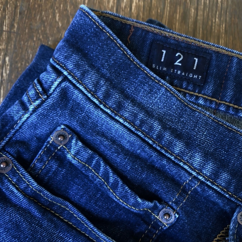 Lucky Brand Slim Straight 121 Blue Jeans